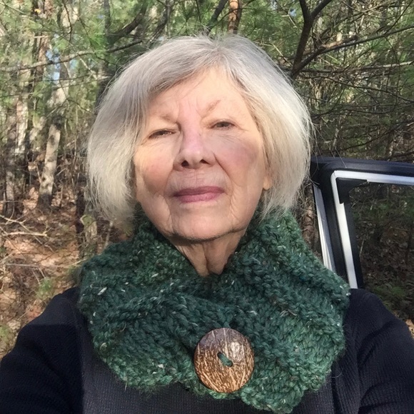 NC Highland Wool Infinity Scarf Button Cowl Wrap - Picture 3 of 10